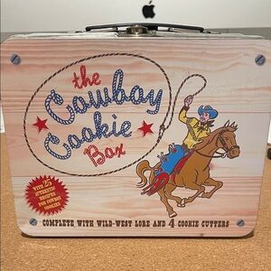 Cowboy Cookie Box with Cookie Cutters